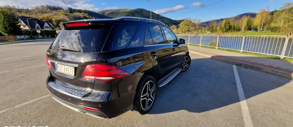 Mercedes-Benz GLE cena 199000 przebieg: 148000, rok produkcji 2018 z Sławków małe 56